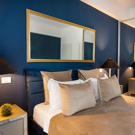 Metropole Apartments Studio City-3